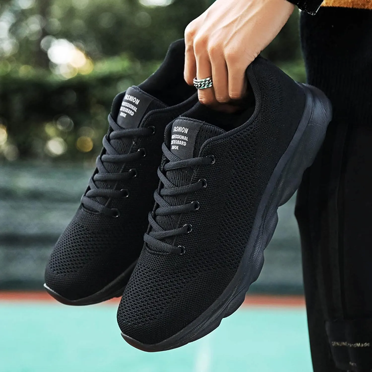 Men's Minimalist Barefoot Shoes Lightweight Breathable Slip on Running Shoe Memory Foam Versatile Shoes for Men