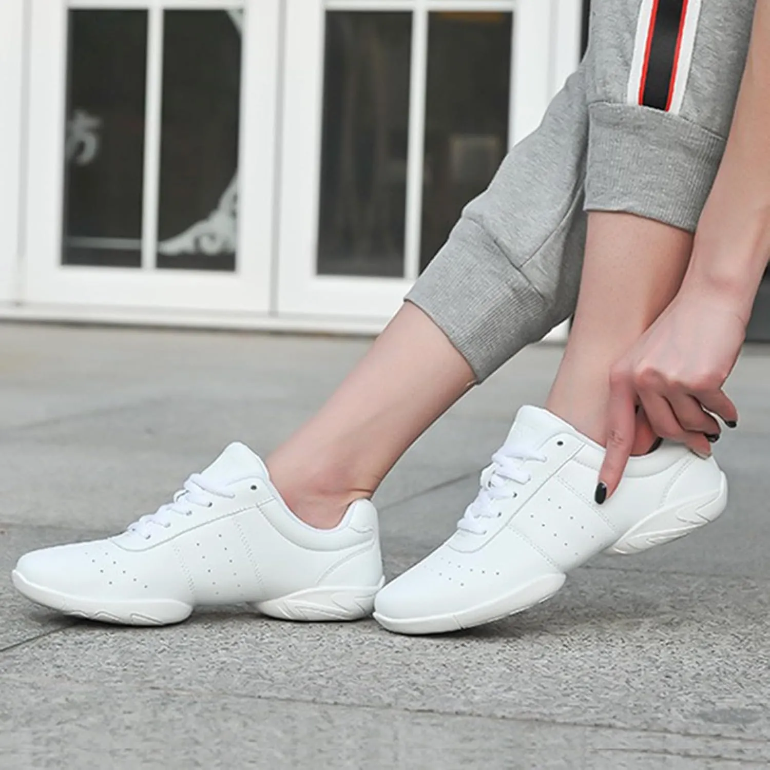 yamerbo Cheer Shoes for Youth Girls, White Varsity Cheerleading Shoes for Women, Breathable and Lightweight Dance Athletic Flats, Women Competition Training Tennis Sneaker Shoes -White 1